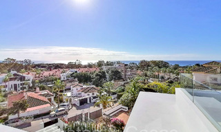 Villa nueva y lista para entrar a vivir, en venta de estilo moderno con vistas al mar, cerca de la playa al este de Marbella centro 71443 