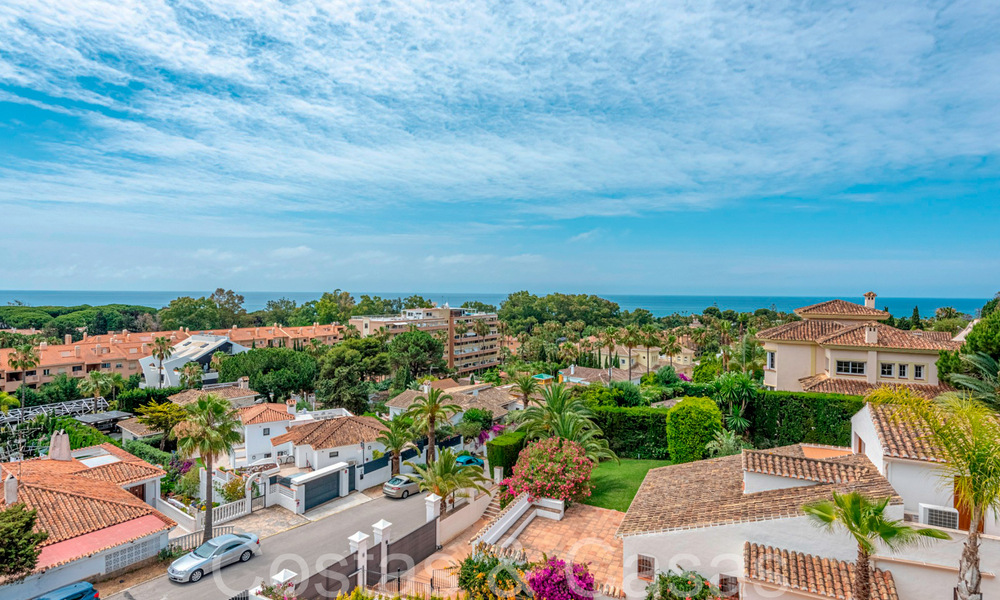 Villa nueva y lista para entrar a vivir, en venta de estilo moderno con vistas al mar, cerca de la playa al este de Marbella centro 71455