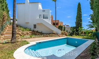 Casa adosada con vistas al mar en venta justo al este del centro de Marbella 71784 