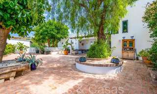 Encantadora villa tradicional en venta con alojamiento para invitados, cerca de la playa en Benahavis - Marbella 71922 