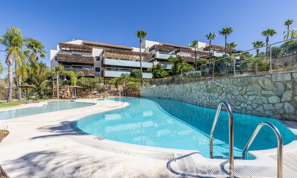 Moderno apartamento en venta en el prestigioso 5* Golf Resort Los Flamingos en la Nueva Milla de Oro, Marbella - Benahavís 71684