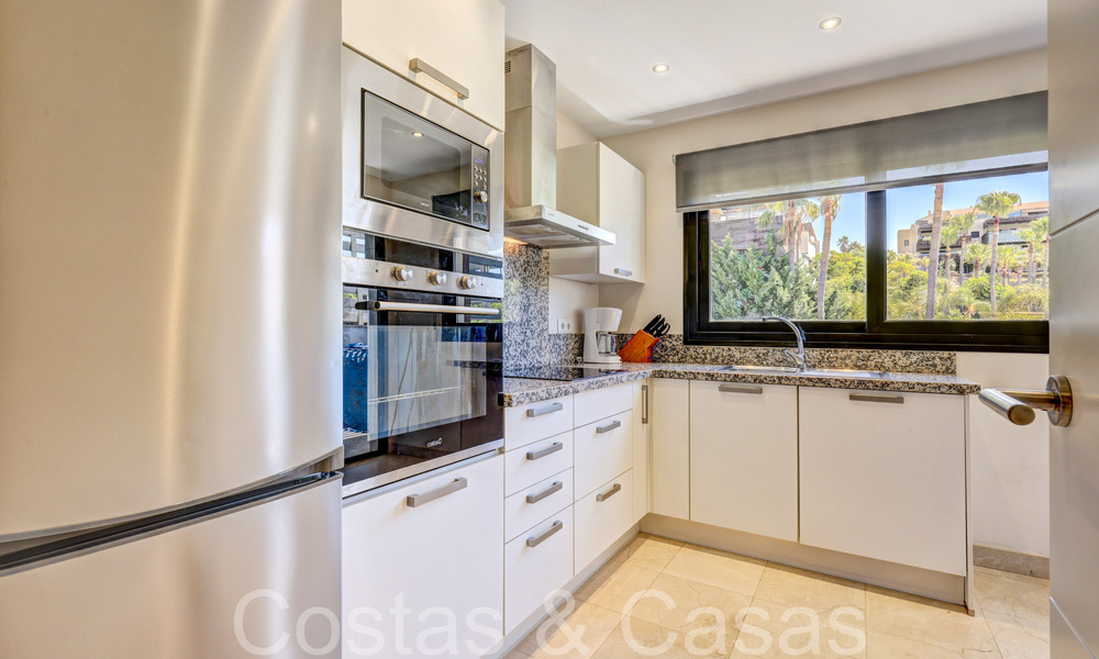 Moderno apartamento en venta en el prestigioso 5* Golf Resort Los Flamingos en la Nueva Milla de Oro, Marbella - Benahavís 71707