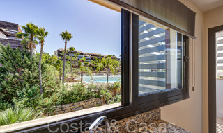 Moderno apartamento en venta en el prestigioso 5* Golf Resort Los Flamingos en la Nueva Milla de Oro, Marbella - Benahavís 71710 