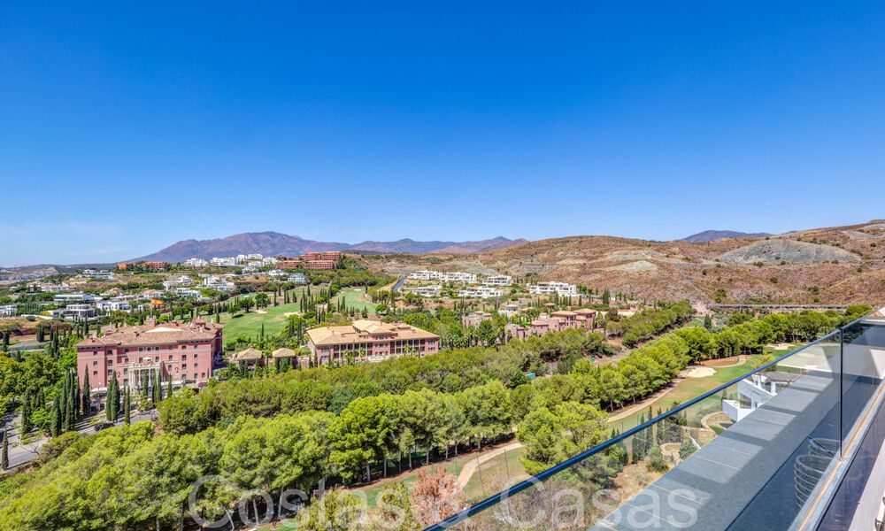 Moderno apartamento en venta en el prestigioso 5* Golf Resort Los Flamingos en la Nueva Milla de Oro, Marbella - Benahavís 71713