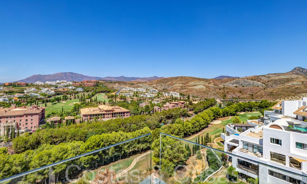 Moderno apartamento en venta en el prestigioso 5* Golf Resort Los Flamingos en la Nueva Milla de Oro, Marbella - Benahavís 71715