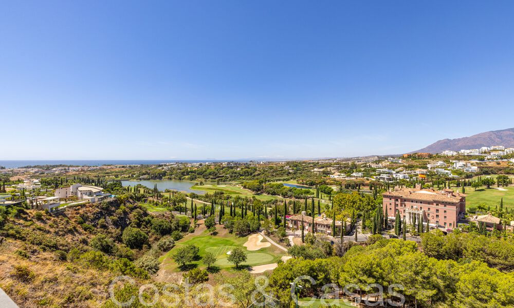 Moderno apartamento en venta en el prestigioso 5* Golf Resort Los Flamingos en la Nueva Milla de Oro, Marbella - Benahavís 71724