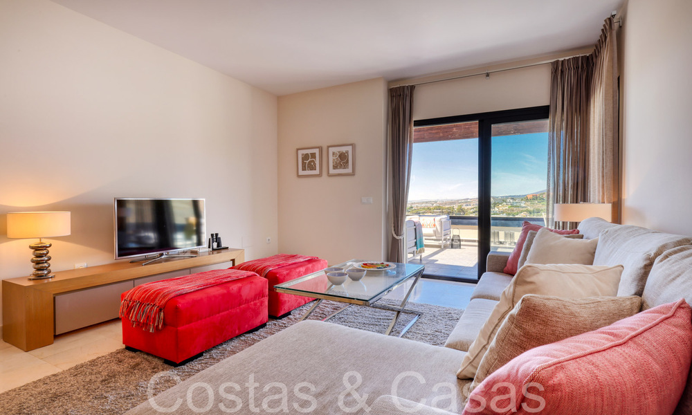 Moderno apartamento en venta en el prestigioso 5* Golf Resort Los Flamingos en la Nueva Milla de Oro, Marbella - Benahavís 71731