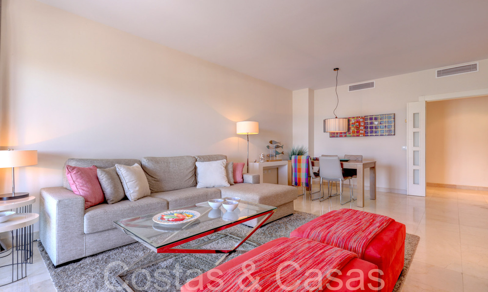 Moderno apartamento en venta en el prestigioso 5* Golf Resort Los Flamingos en la Nueva Milla de Oro, Marbella - Benahavís 71734