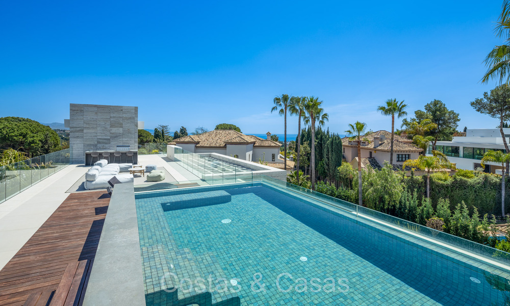 Impresionante villa de diseño contemporáneo en venta en Nueva Andalucía, Marbella 72196