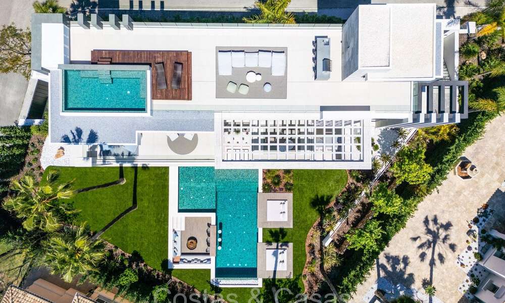 Impresionante villa de diseño contemporáneo en venta en Nueva Andalucía, Marbella 72200