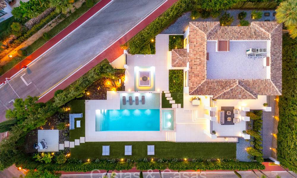 Villa de lujo con arquitectura mediterránea moderna en venta en Sierra Blanca en Marbella 72440