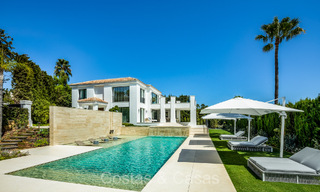 Villa de lujo con arquitectura mediterránea moderna en venta en Sierra Blanca en Marbella 72443 