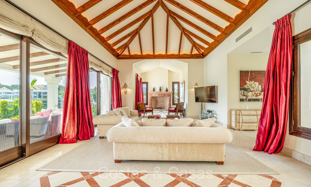 Prestigiosa villa de lujo española en venta junto al campo de golf en La Zagaleta, Benahavis - Marbella 72467