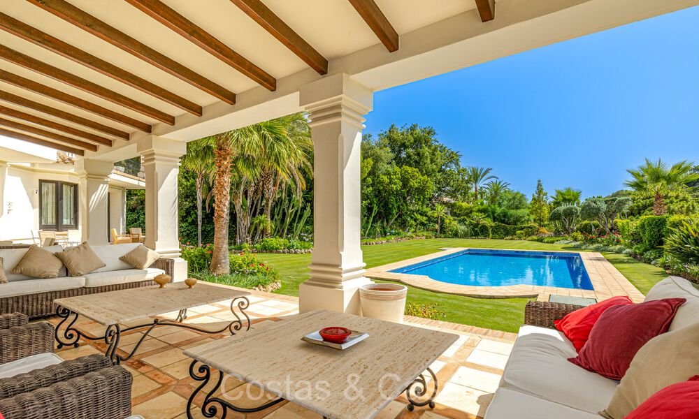 Prestigiosa villa de lujo española en venta junto al campo de golf en La Zagaleta, Benahavis - Marbella 72472