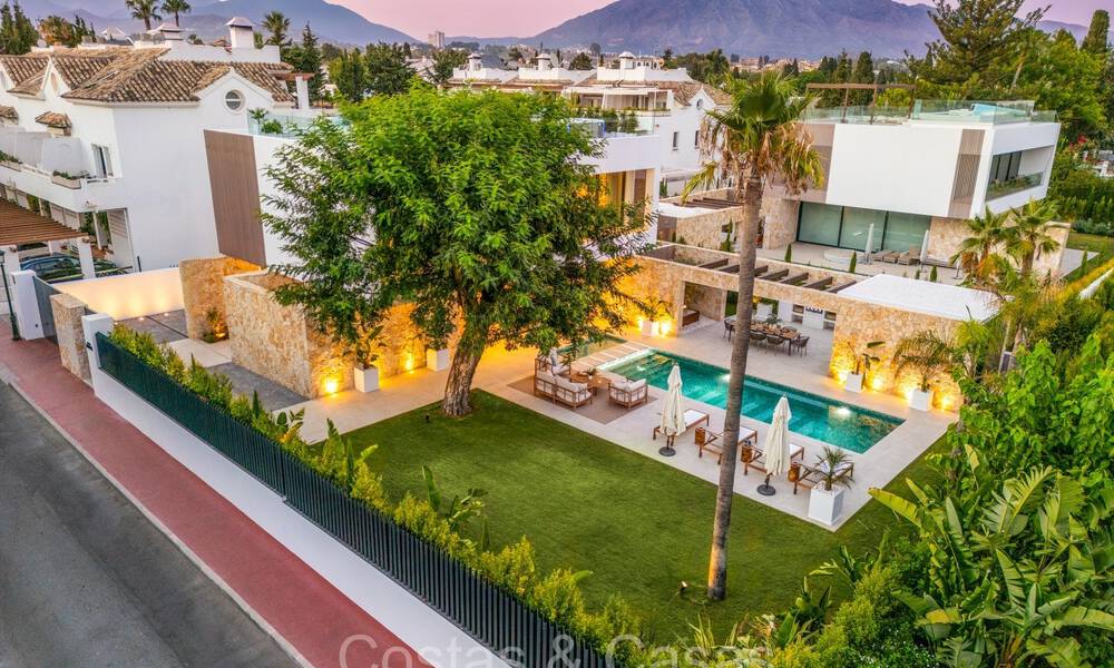 Nueva villa de lujo en venta, a poca distancia de la playa de San Pedro, Marbella 72479