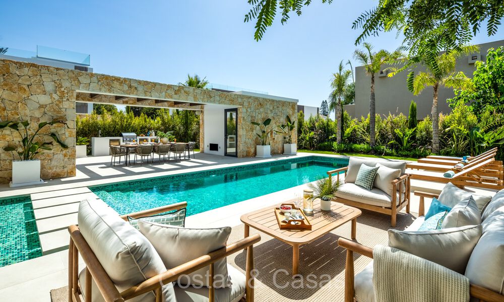 Nueva villa de lujo en venta, a poca distancia de la playa de San Pedro, Marbella 72493