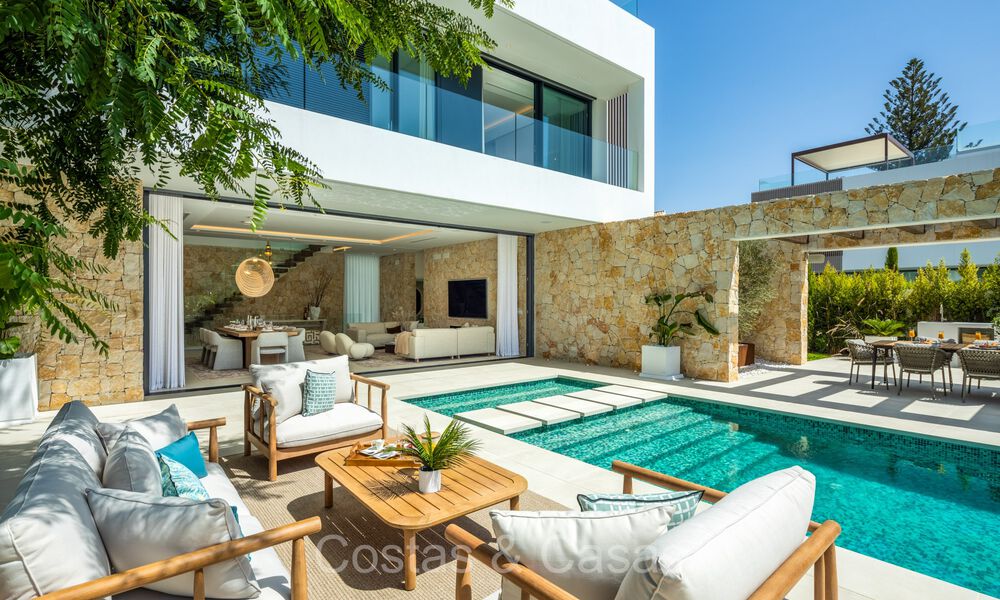 Nueva villa de lujo en venta, a poca distancia de la playa de San Pedro, Marbella 72494