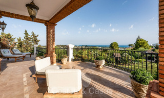 Majestuosa villa de estilo tradicional en venta, con vistas panorámicas al mar en Marbella - Benahavis 72524 