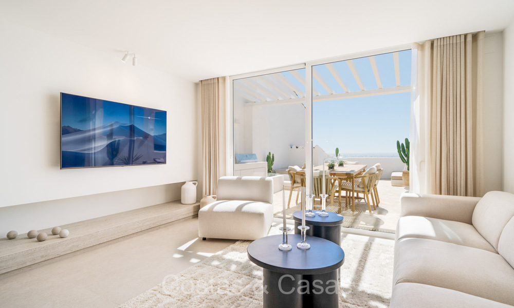 Precioso apartamento reformado con amplia terraza en venta con preciosas vistas en el puerto de Puerto Banús, Marbella 72591