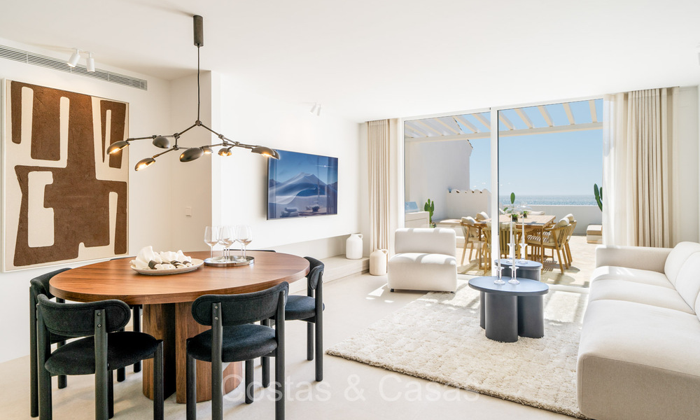 Precioso apartamento reformado con amplia terraza en venta con preciosas vistas en el puerto de Puerto Banús, Marbella 72593