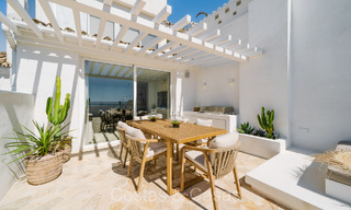 Precioso apartamento reformado con amplia terraza en venta con preciosas vistas en el puerto de Puerto Banús, Marbella 72622 