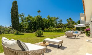 Villa mediterránea de una sola planta en venta junto al campo de golf Aloha en Nueva Andalucía, Marbella 72855 