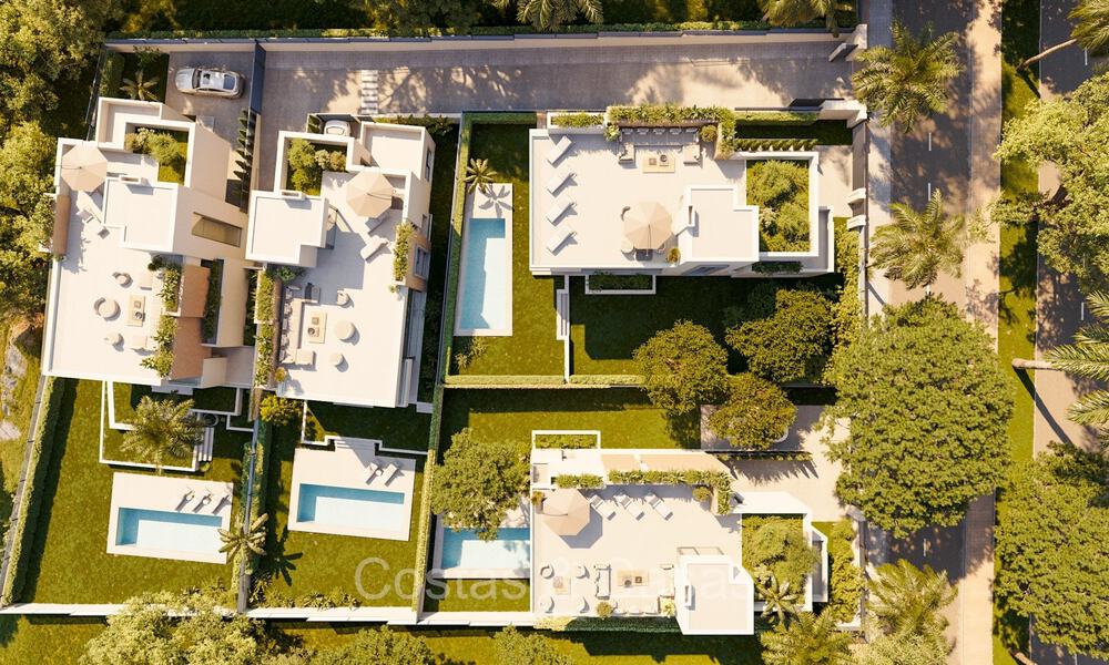 Modernas villas de nueva construcción en venta a pocos metros de la playa al este de Marbella centro 72700