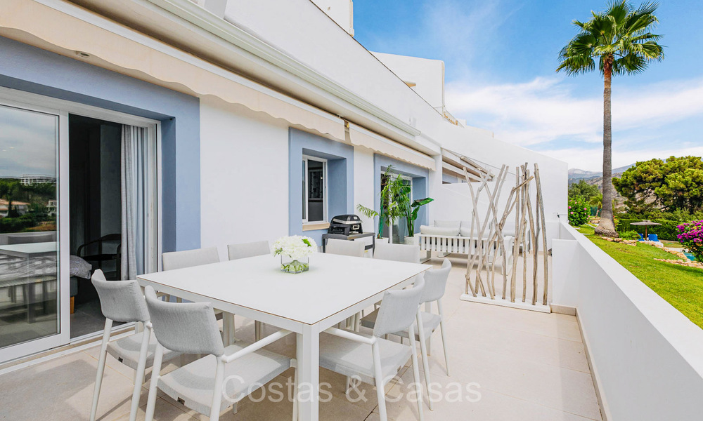 Prestigioso apartamento reformado en venta con amplia terraza en La Quinta golf resort, Benahavis - Marbella 72925