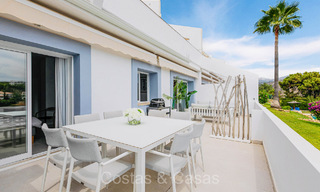 Prestigioso apartamento reformado en venta con amplia terraza en La Quinta golf resort, Benahavis - Marbella 72925 