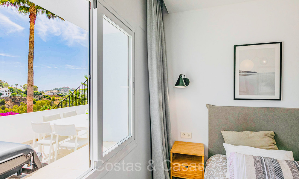 Prestigioso apartamento reformado en venta con amplia terraza en La Quinta golf resort, Benahavis - Marbella 72941