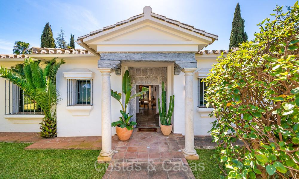 Encantadora villa de lujo de una sola planta en venta en una zona prestigiosa, Este de Marbella 73019