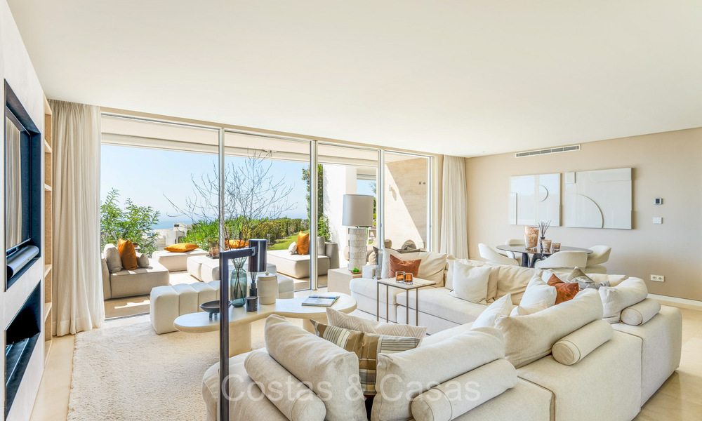 Listo para entrar a vivir, apartamento modernista con jardín y vistas al mar en venta, a poca distancia en coche del centro de Marbella 72884