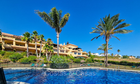 Apartamento en venta a poca distancia de Puerto Banús y la playa en Nueva Andalucía, Marbella 73073