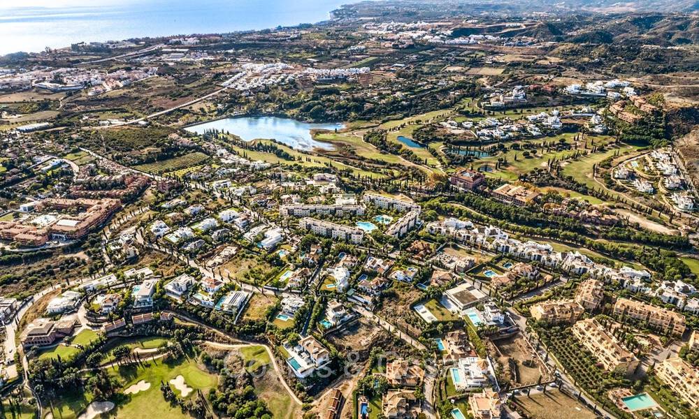 Lujosa villa con un diseño contemporáneo en venta, en el formidable 5* Los Flamingos Golf Resort en la Nueva Milla de Oro, Marbella – Benahavis 73321