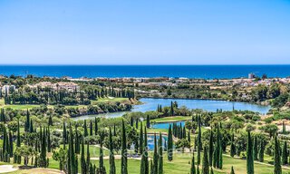 Sofisticada villa de lujo sobre plano en venta, en el exclusivo 5* Los Flamingos Golf Resort en la Nueva Milla de Oro, Marbella - Benahavis 73328 