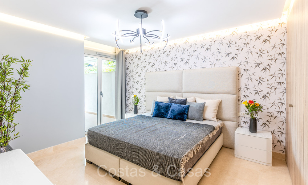 Listo para entrar a vivir, moderno apartamento de lujo en venta en excelente Benahavis - Marbella 73340