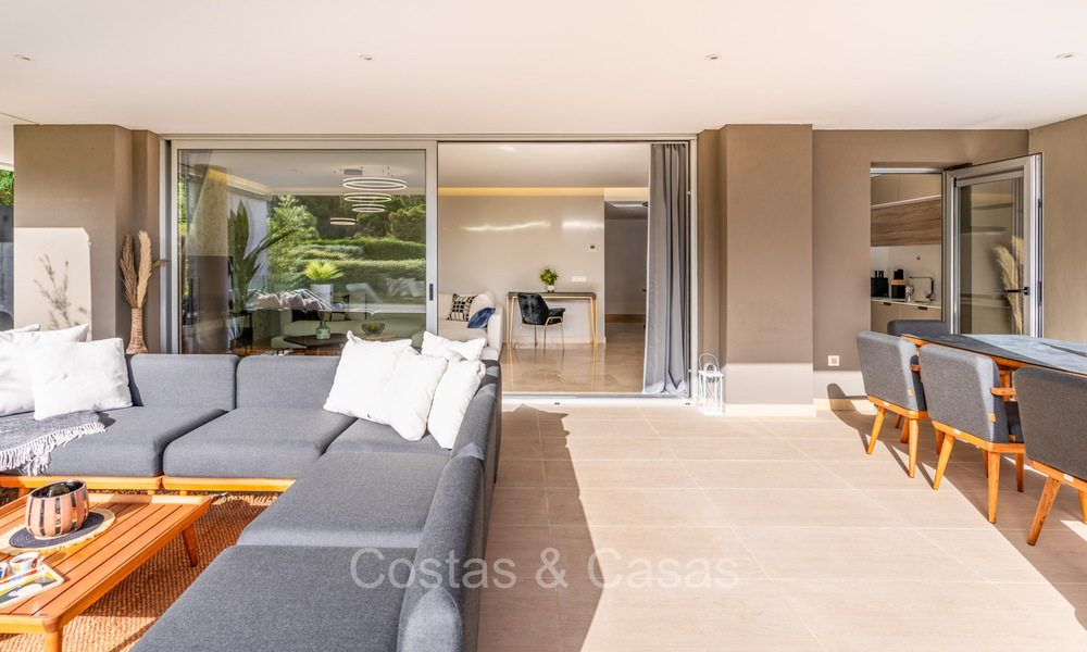 Listo para entrar a vivir, moderno apartamento de lujo en venta en excelente Benahavis - Marbella 73357