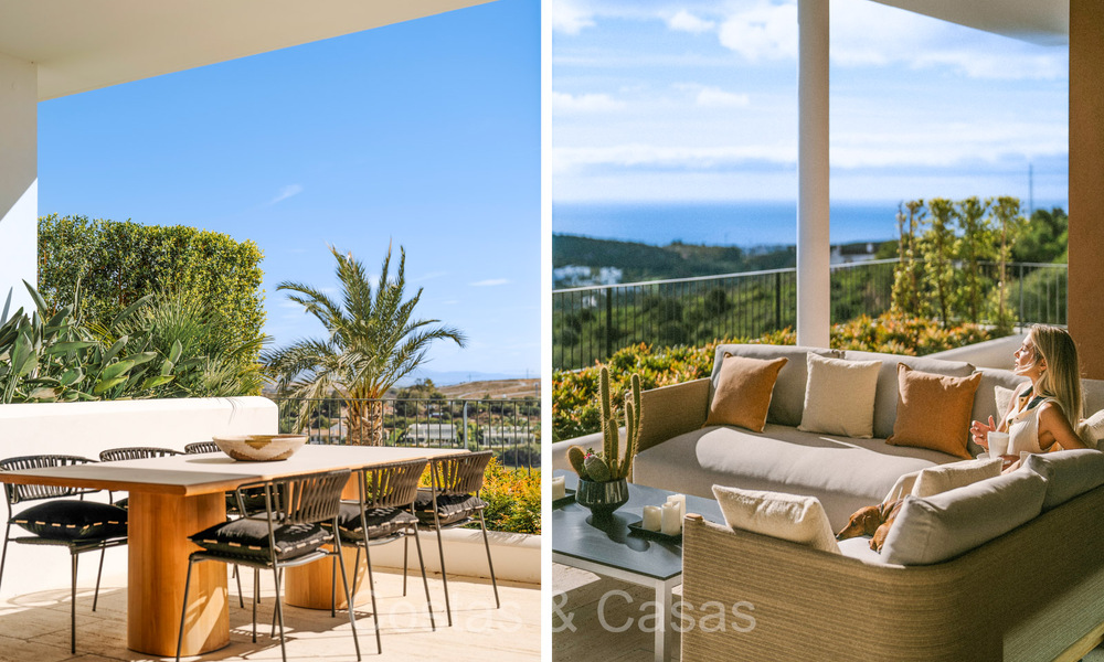 Apartamento de lujo de primera clase con impresionantes vistas al mar en venta en un resort de golf de 5* en Casares, Costa del Sol 73374