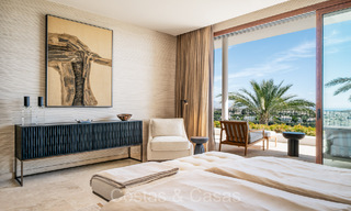 Apartamento de lujo de primera clase con impresionantes vistas al mar en venta en un resort de golf de 5* en Casares, Costa del Sol 73398 