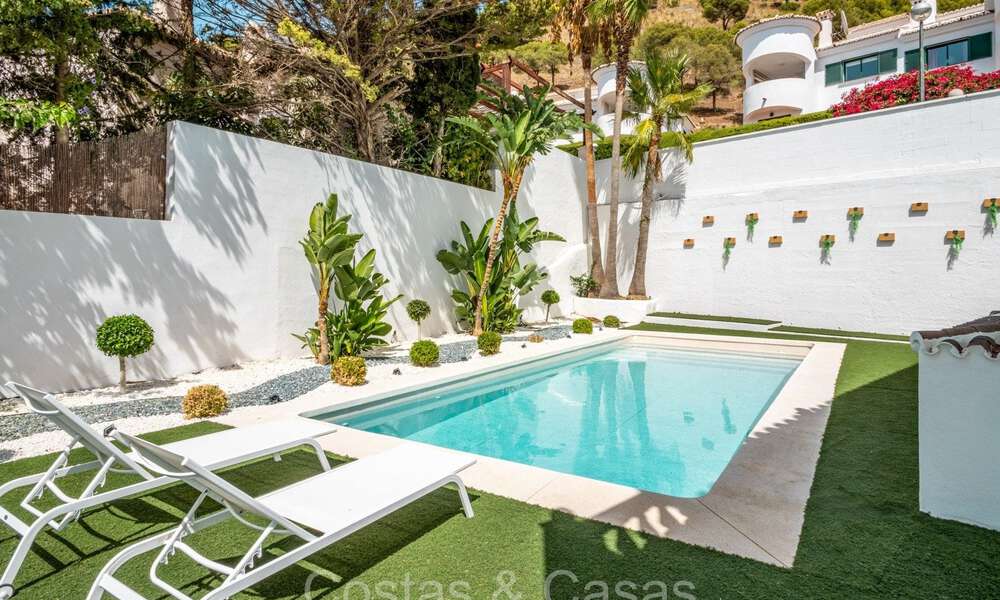 Hermosa villa de estilo mediterráneo contemporáneo en venta con vistas panorámicas al mar en las colinas de Mijas, Costa del Sol 73639