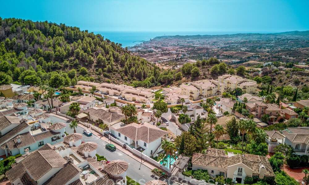 Hermosa villa de estilo mediterráneo contemporáneo en venta con vistas panorámicas al mar en las colinas de Mijas, Costa del Sol 73640