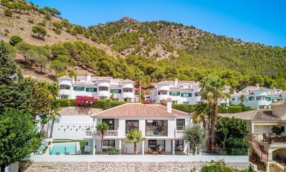 Hermosa villa de estilo mediterráneo contemporáneo en venta con vistas panorámicas al mar en las colinas de Mijas, Costa del Sol 73641