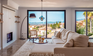 Hermosa villa de estilo mediterráneo contemporáneo en venta con vistas panorámicas al mar en las colinas de Mijas, Costa del Sol 73647 