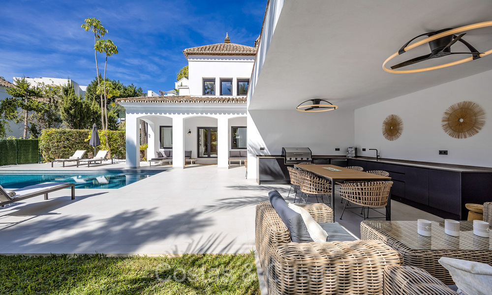 Villa mediterránea de lujo en venta con un aspecto encantador y atemporal en Benahavis - Marbella 73925