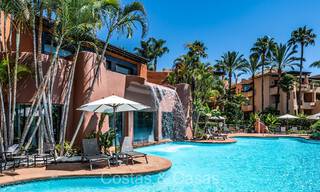 Listo para entrar a vivir, apartamento de lujo con vistas al mar en venta en un exclusivo complejo en la Milla de Oro de Marbella 73951 