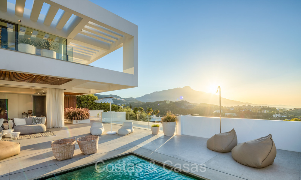 Majestuosa villa de diseño con arquitectura de vanguardia en venta en La Quinta, Benahavis - Marbella 73979