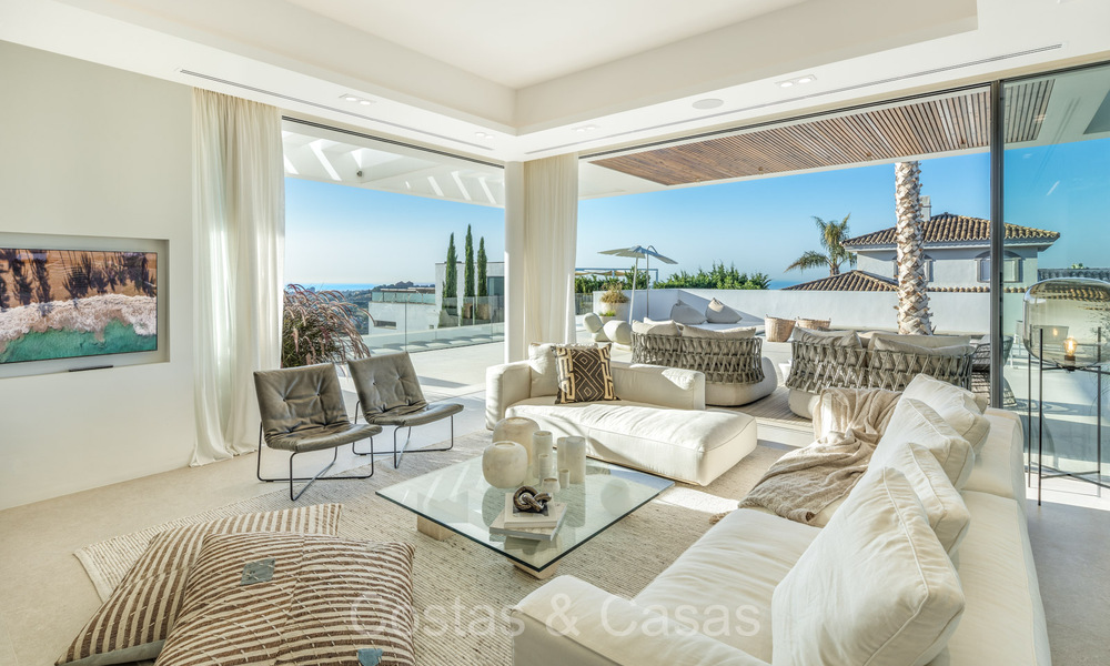 Majestuosa villa de diseño con arquitectura de vanguardia en venta en La Quinta, Benahavis - Marbella 73984