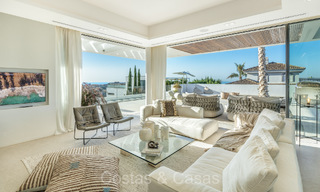 Majestuosa villa de diseño con arquitectura de vanguardia en venta en La Quinta, Benahavis - Marbella 73984 