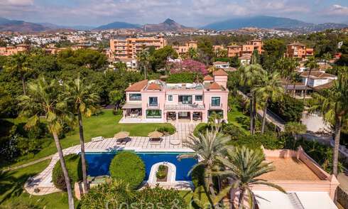 Impresionante villa de lujo en venta a un paso de la playa en la Nueva Milla de Oro entre Marbella y Estepona 74235