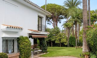 Encantadora villa mediterránea en venta a un paso de la playa en Los Monteros, al este del centro de Marbella 74339 